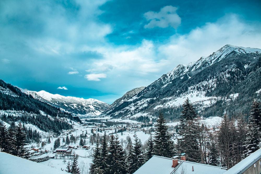 Selina Bad Gastein Hotel Bagian luar foto